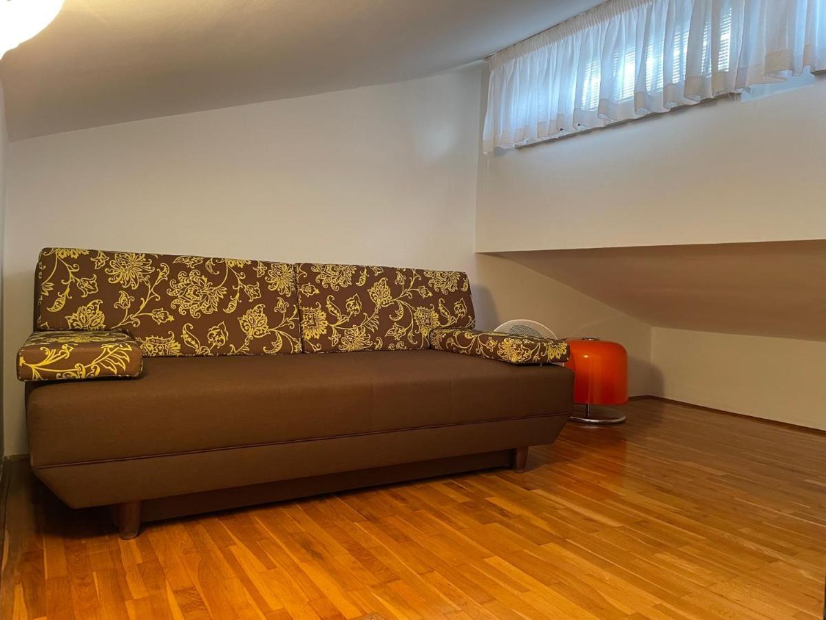 Karla Apartment Premantura